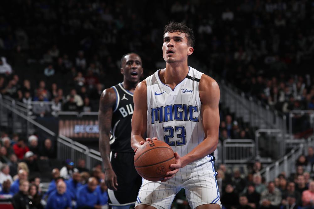 并在关键时 并在关键时