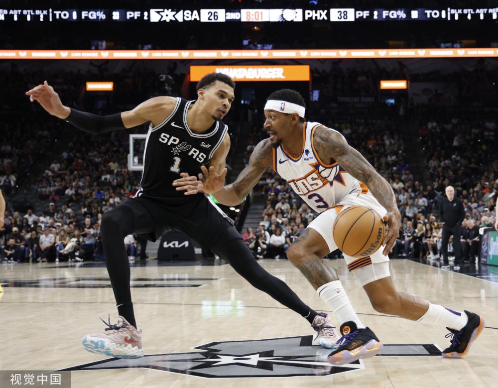 赛吸引了众 赛吸引了众