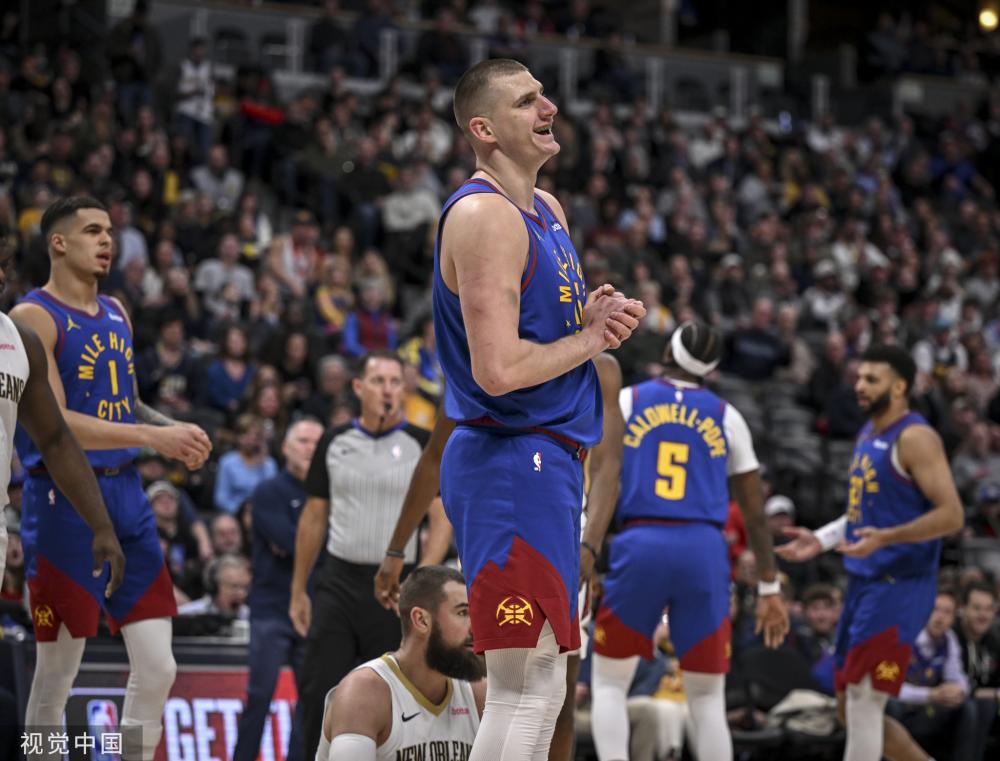 一名16岁 一名16岁